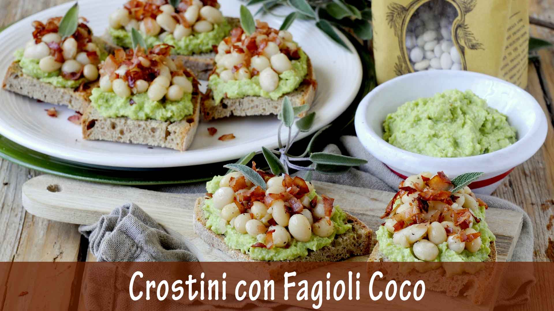 Crostini con Fagioli Coco, Pesto di Verza e Speck Croccante